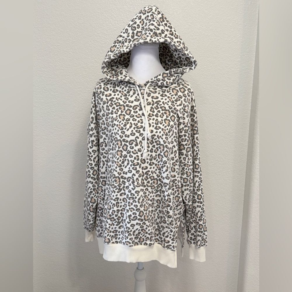 American Eagle Animal Print Soft Pullover Hoodie